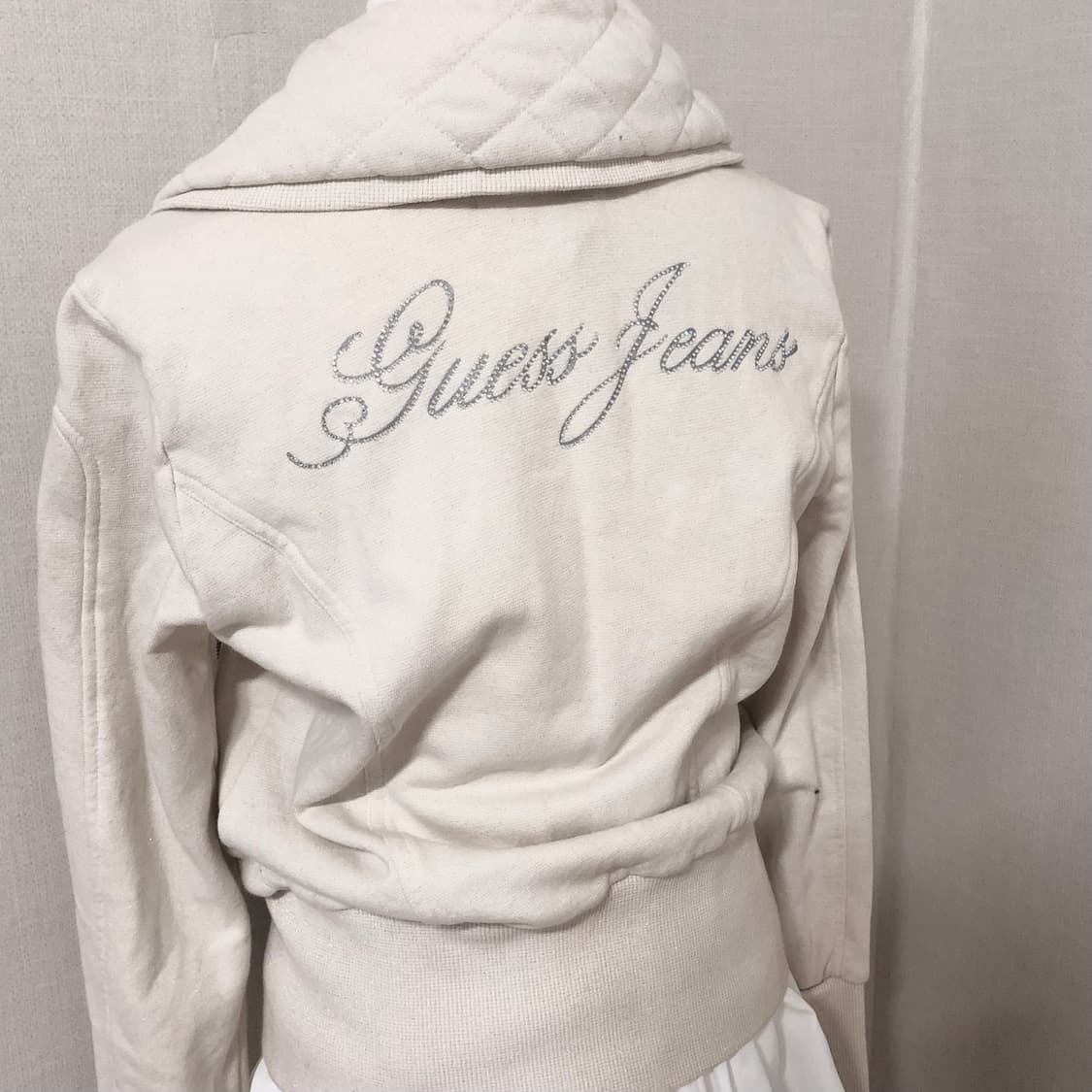 게스 2010년도 아이보리 집업 M 상품이미지2