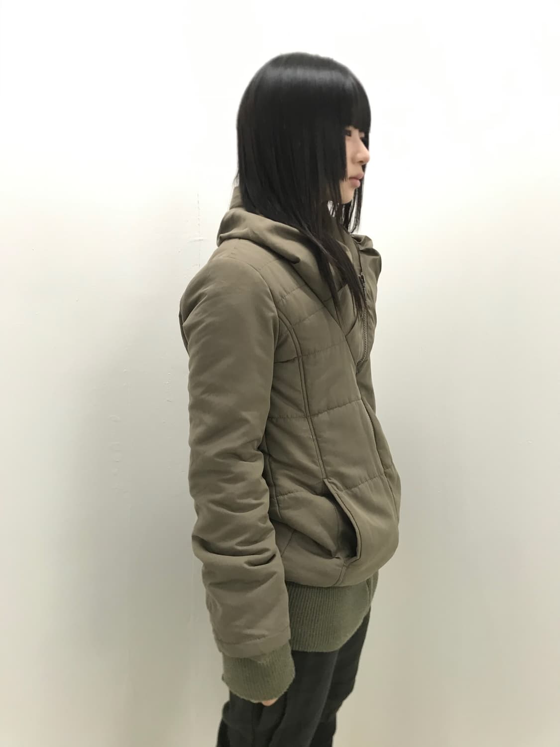 Grayish brown puff neck banded padding 상품이미지7