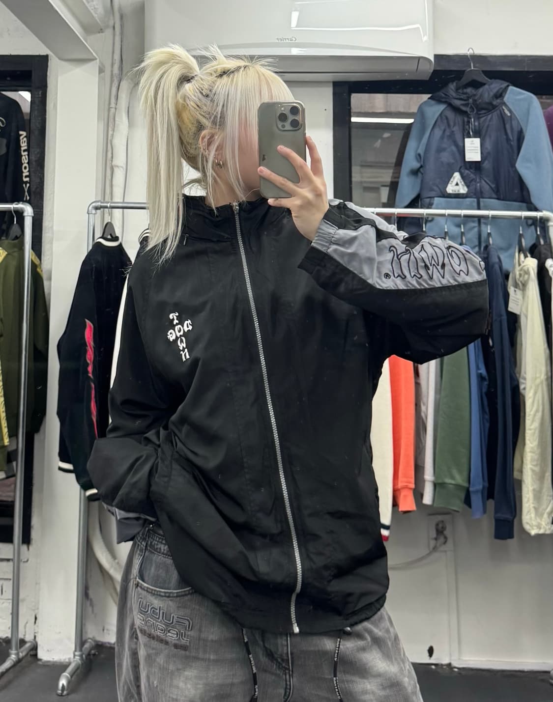 도그타운 블랙드래곤 빅로고 바람막이 상품이미지5