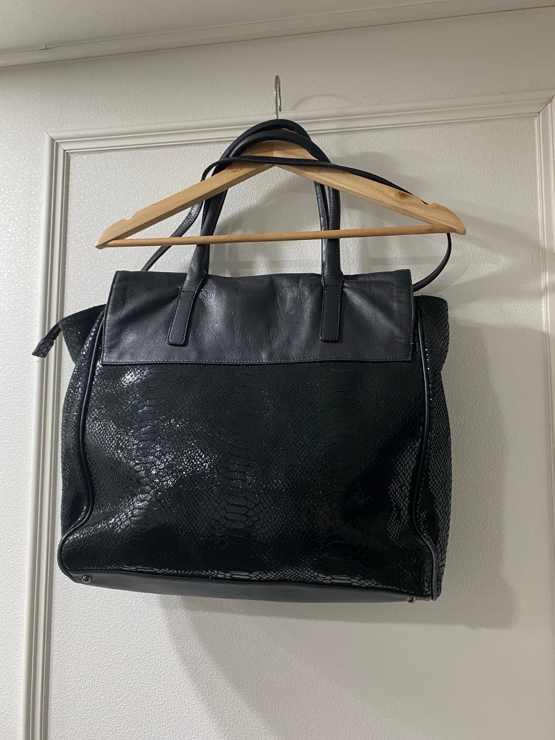 DOHO-Python Leather over-size Bag 상품이미지6