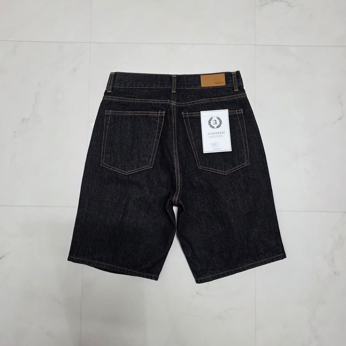 새상품) 어반드레스 핀턱 데님 하프팬츠 1사이즈 상품이미지2