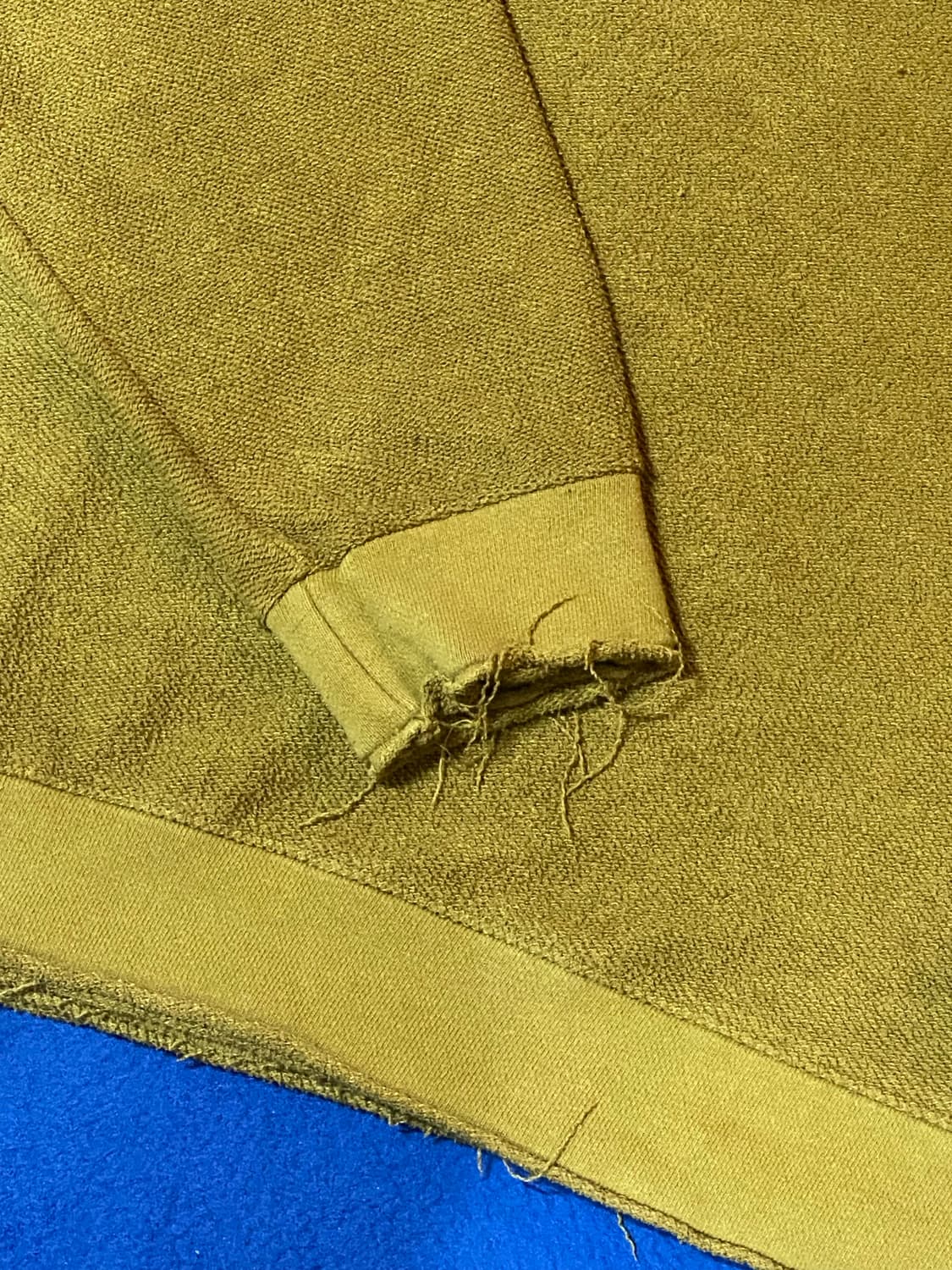 Glamour 글래머 루즈핏 그런지 스타일 니트 머스타드 그린 상품이미지4