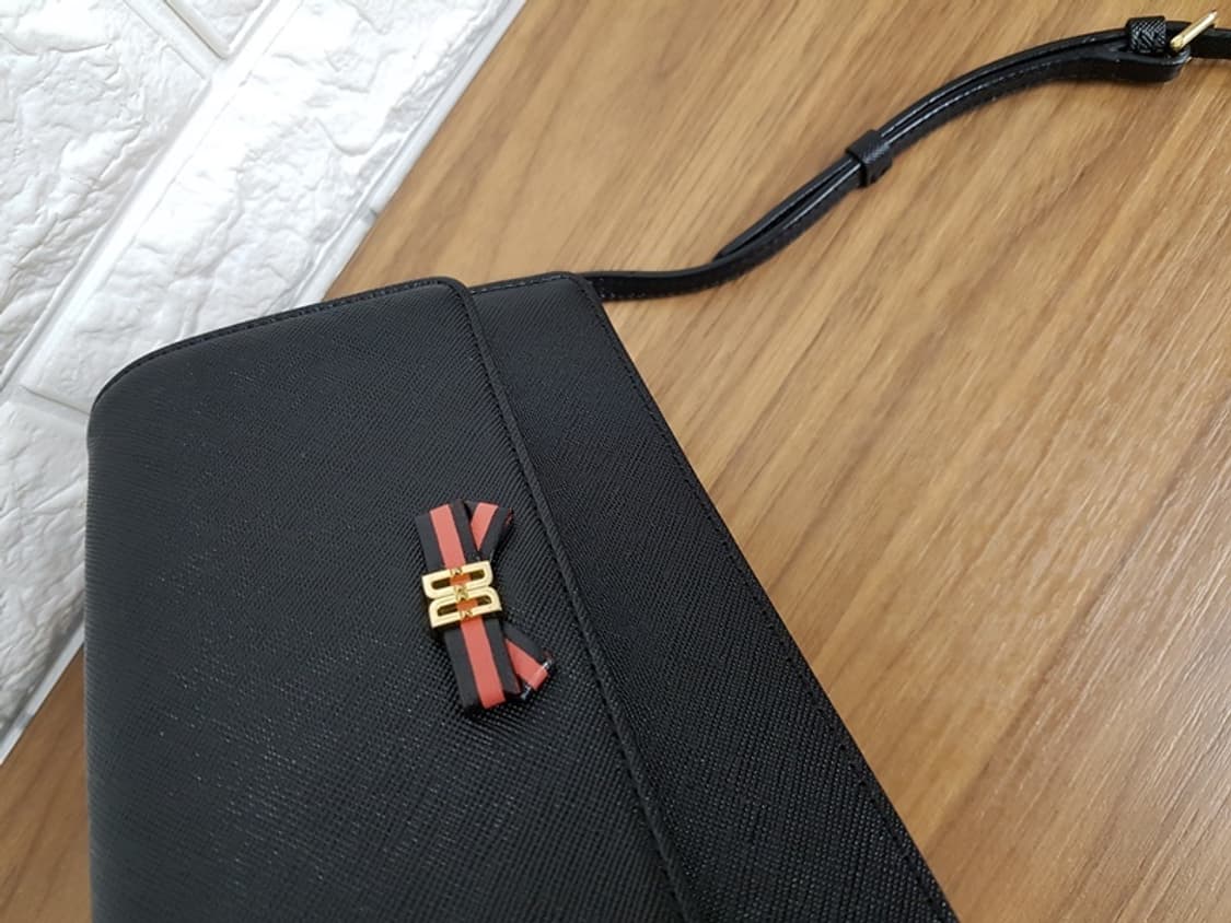 닥스 미니 크로스백 상품이미지2