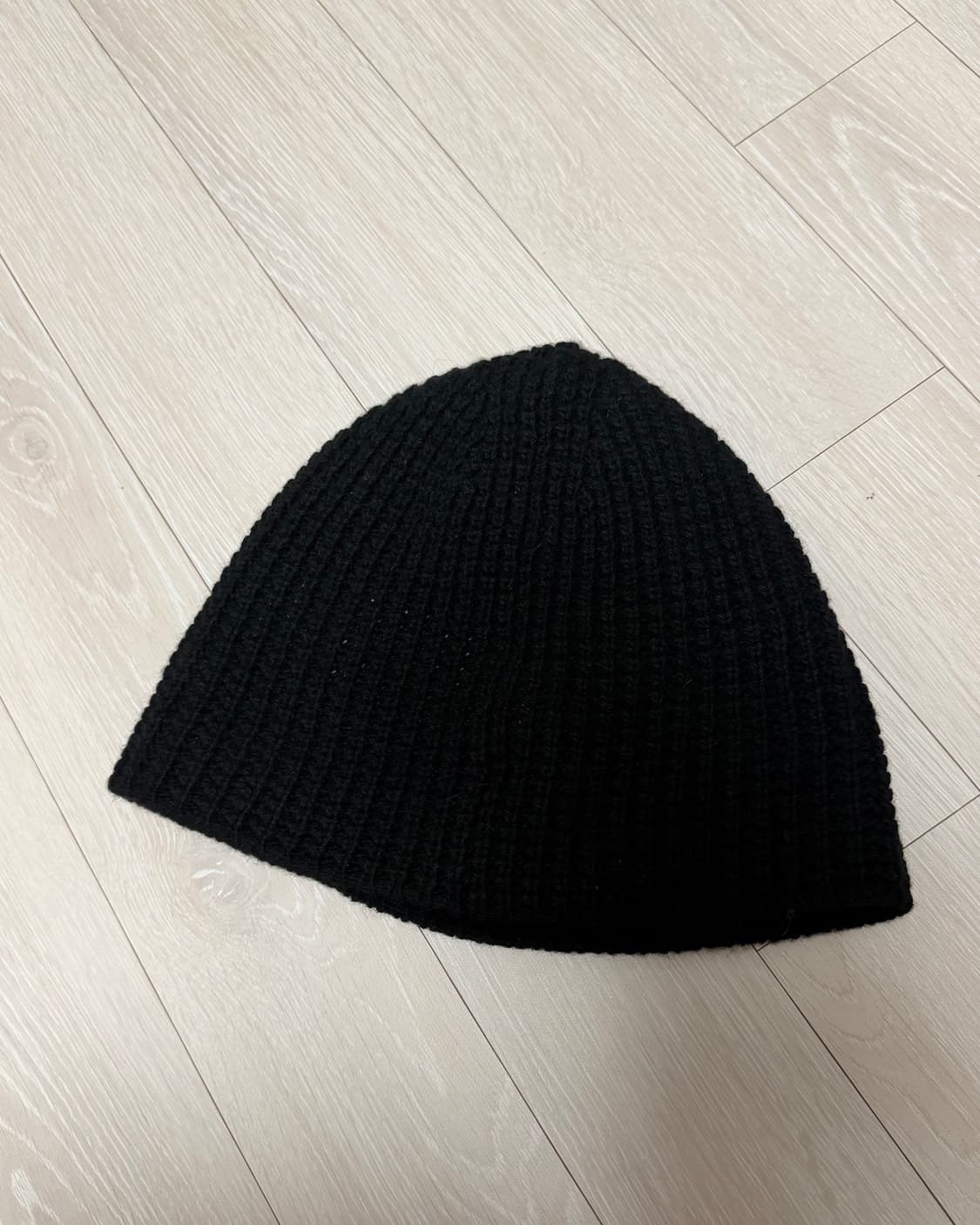 스톤아일랜드 23fw 와플니트 비니 블랙 상품이미지2