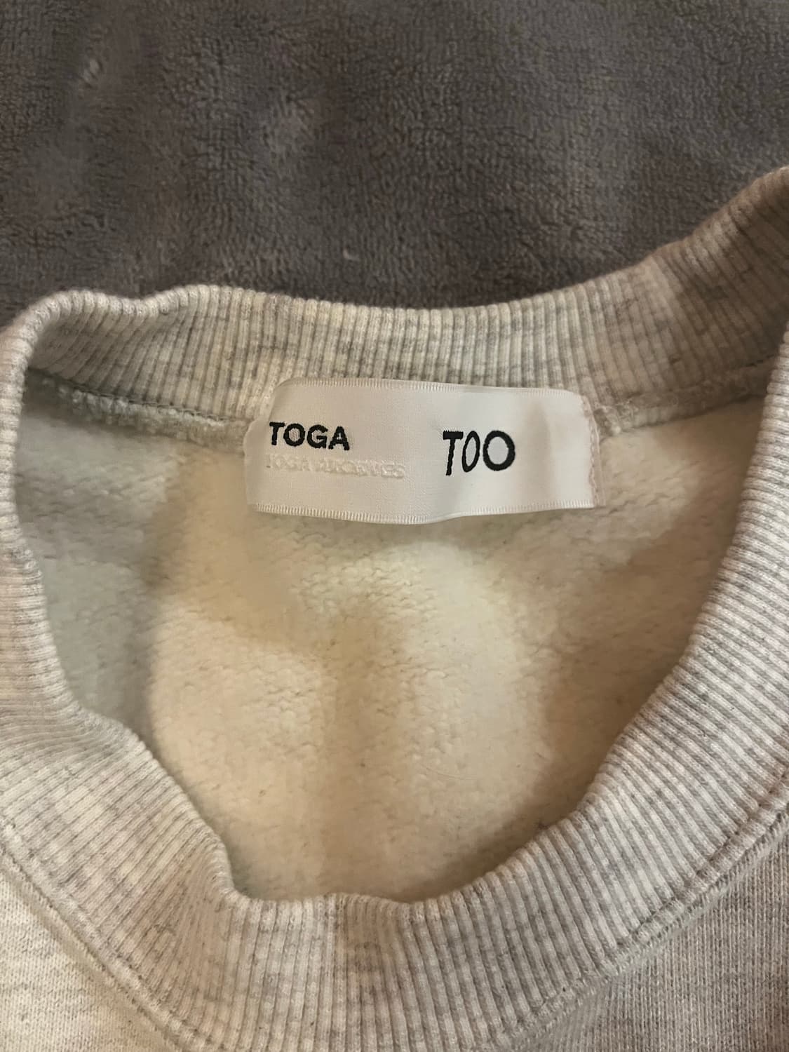 TOGA TOO 토가 투 엠브로이더리 스웨트셔츠 상품이미지4