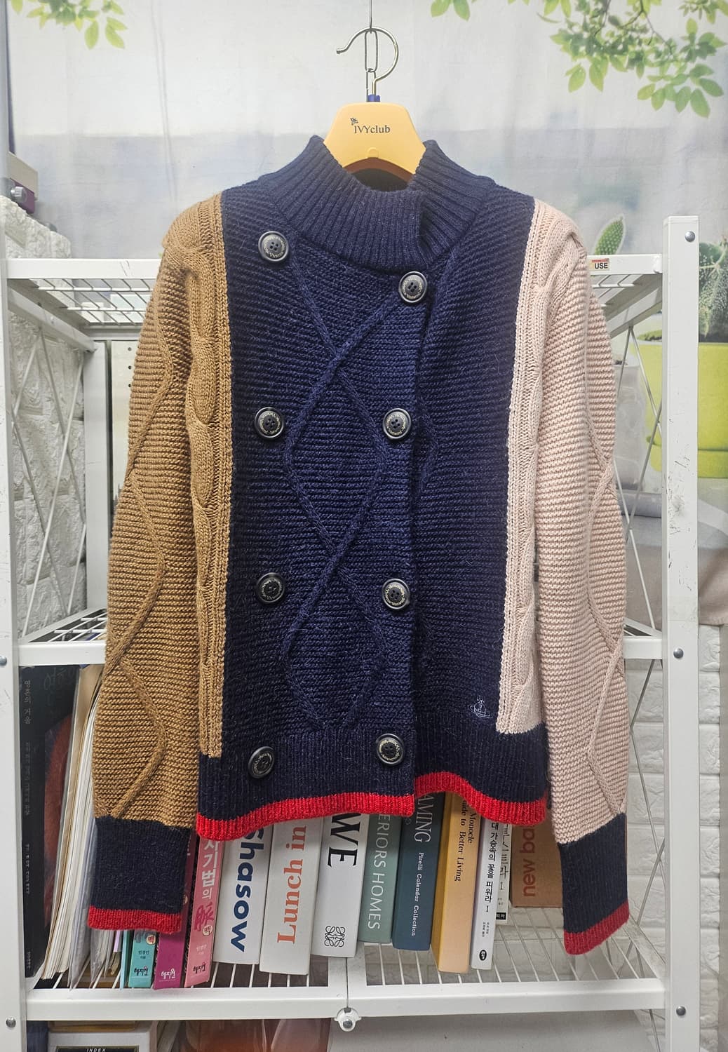 비비안웨스트우드 여성니트가디건 S 55 컬러배색 WL91 상품이미지1