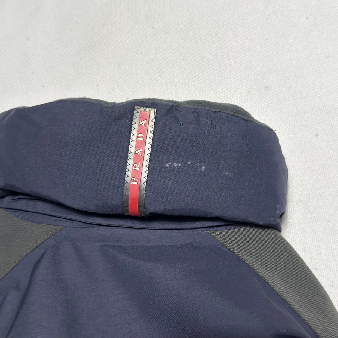 TG.48 00‘s 프라다 액티브 고어텍스 스키 자켓 상품이미지9