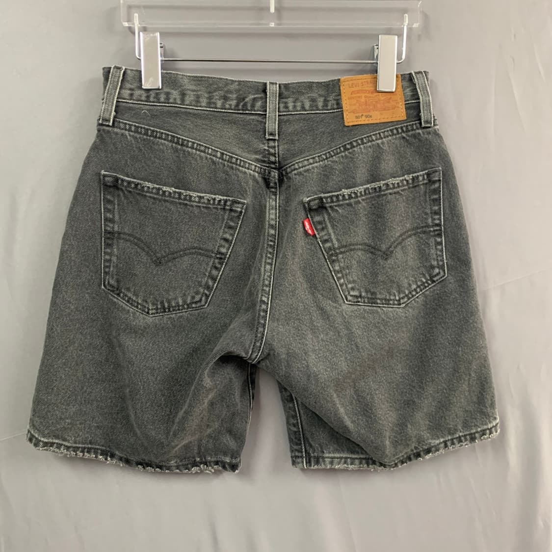 26인치 리바이스 501 90s 흑청 데님쇼츠 청반바지 상품이미지2