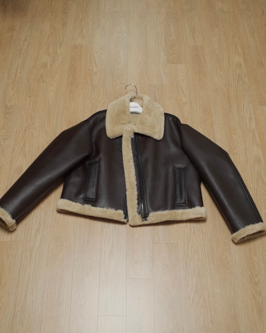 몽돌 페이크 퍼 무스탕 자켓 브라운 상품이미지2