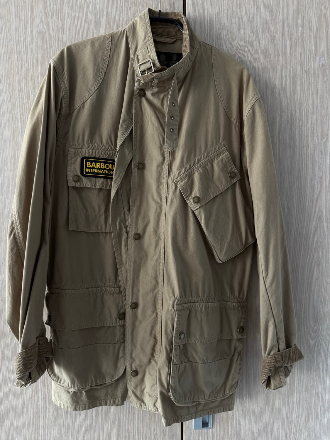 바버 인터내셔널 베이지 상품이미지1