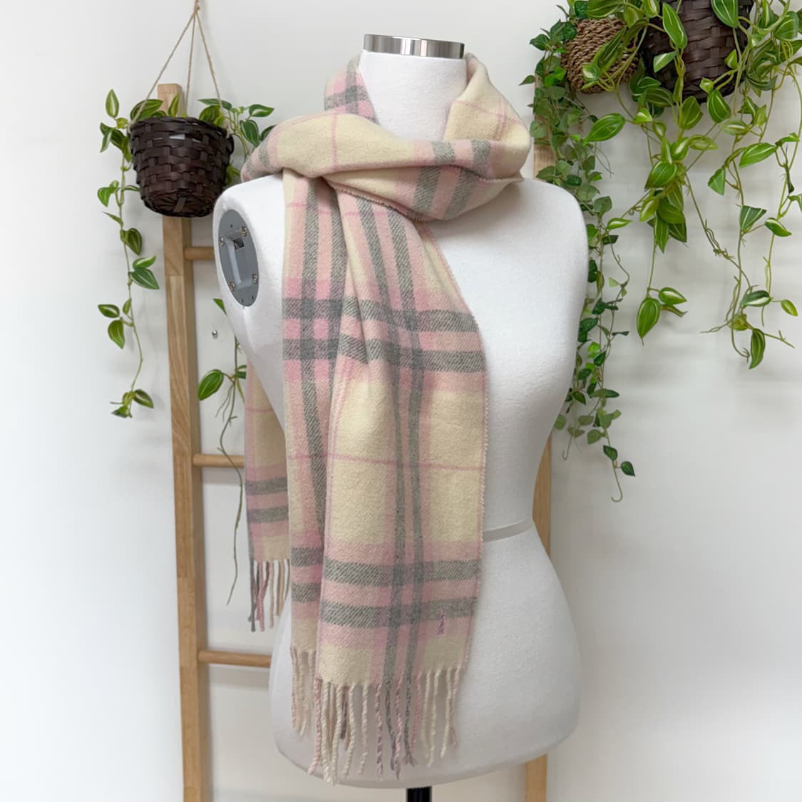 Eastboy 이스트보이/ 베이지핑크머플러 라떼갸루머플러 갸루머플러 상품이미지3