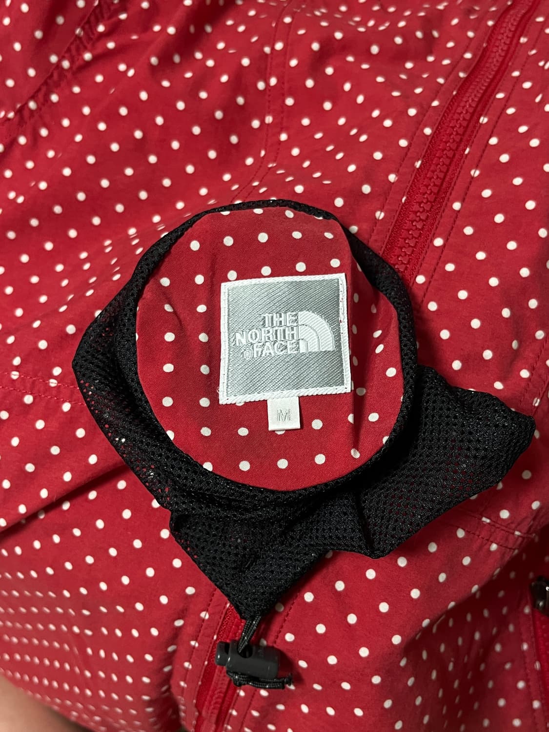 노스페이스 레드 도트 바람막이 상품이미지3