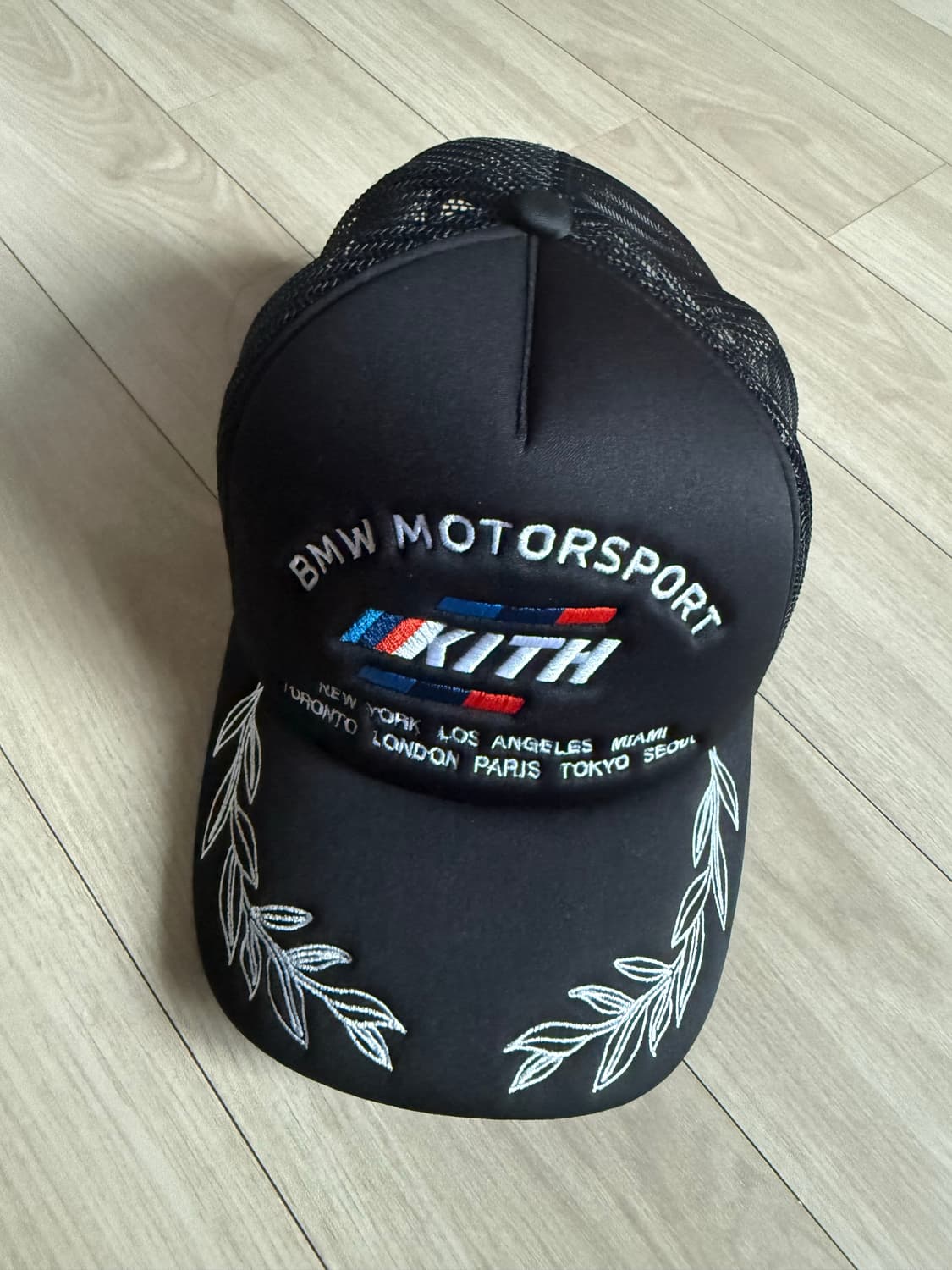 kith x bmw 트러커 캡 상품이미지1