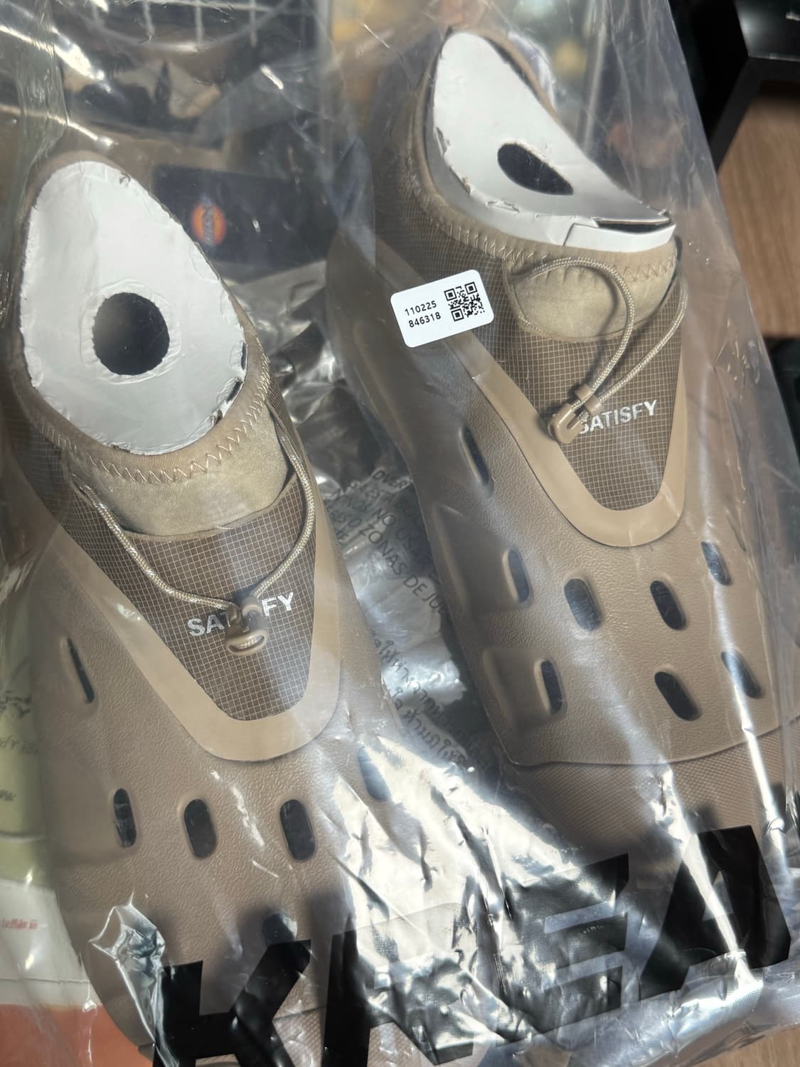 사이즈교환) 크록스x새티스파이 265 상품이미지1