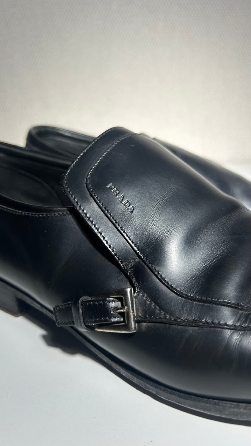 프라다 스퀘어토 슬립온 상품이미지2