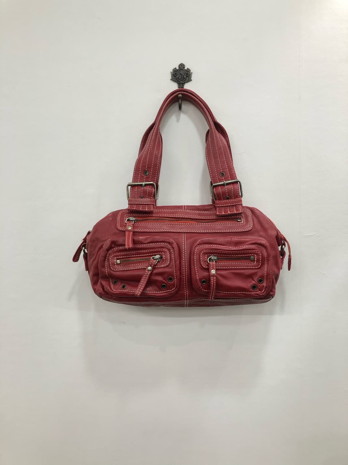 red multi pocket leather shoulder bag 상품이미지3