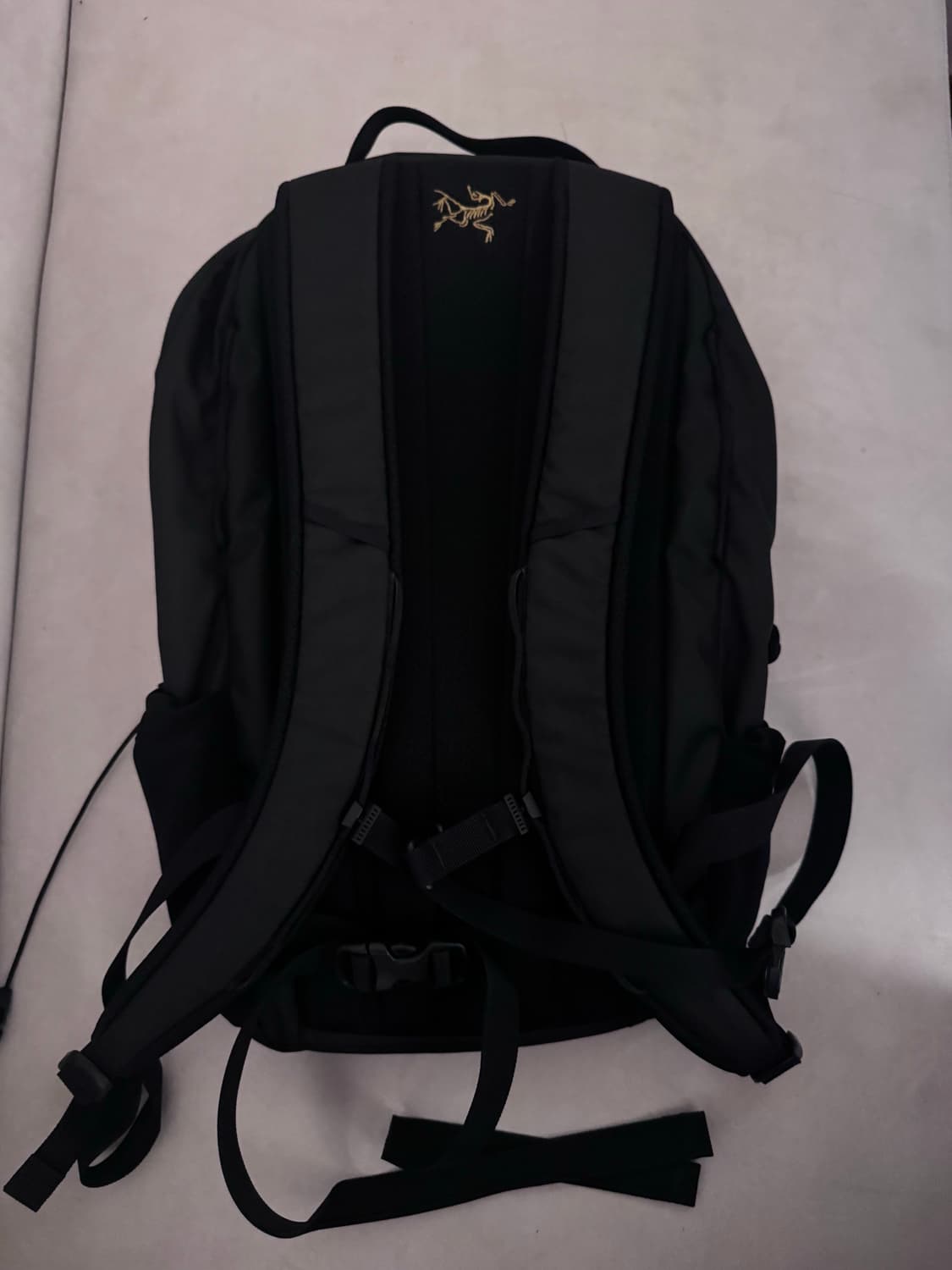 아크테릭스 맨티스 16 블랙 상품이미지3