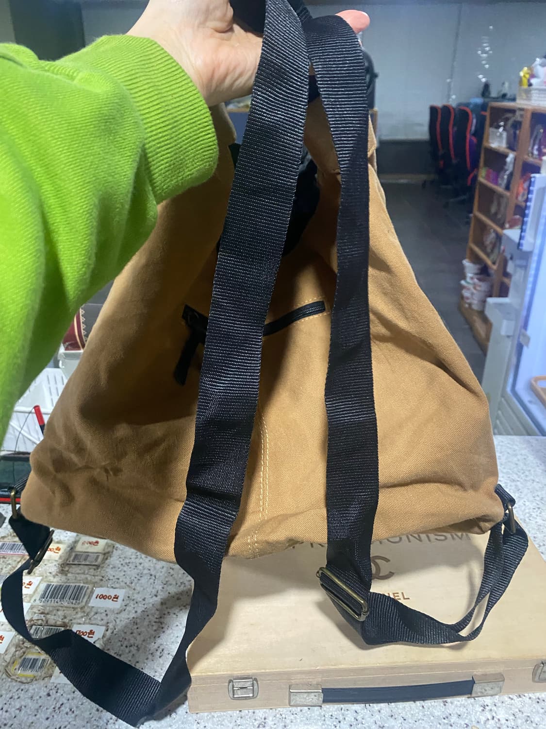 칼하트 브라운 크로스백(백팩가능) 상품이미지5