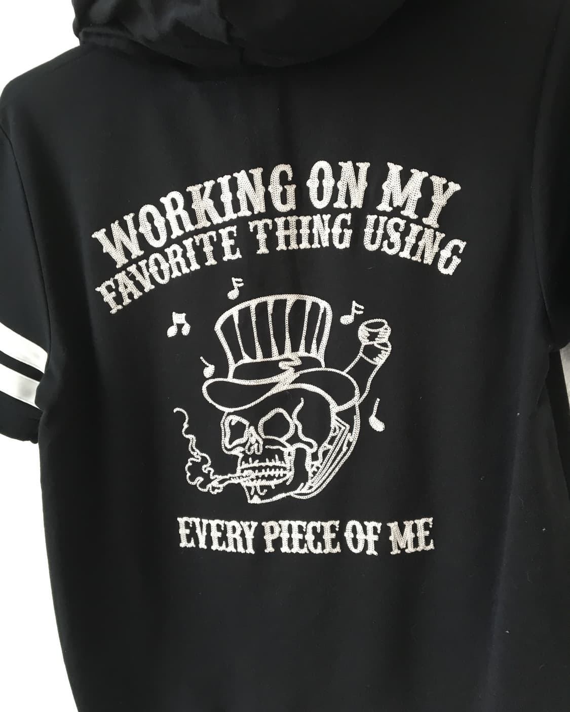 Back skull needle work hood zip up 상품이미지5