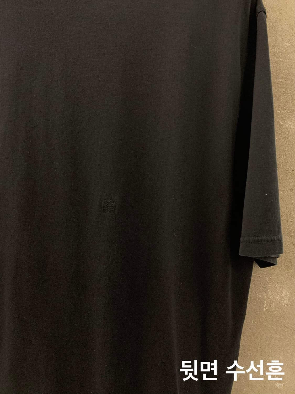 Burberry 버버리 20SS 신형 컨트라스트로고 그래픽 코튼 티셔츠 상품이미지7