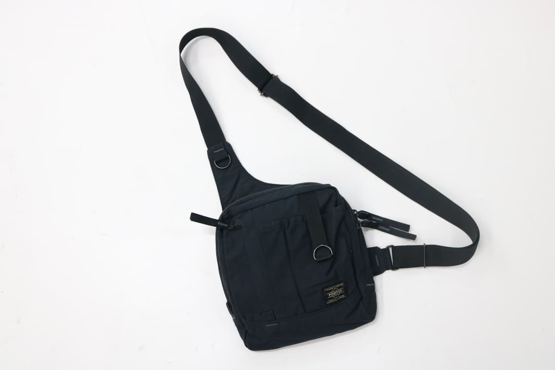 포터 테크니컬 바디백 상품이미지2