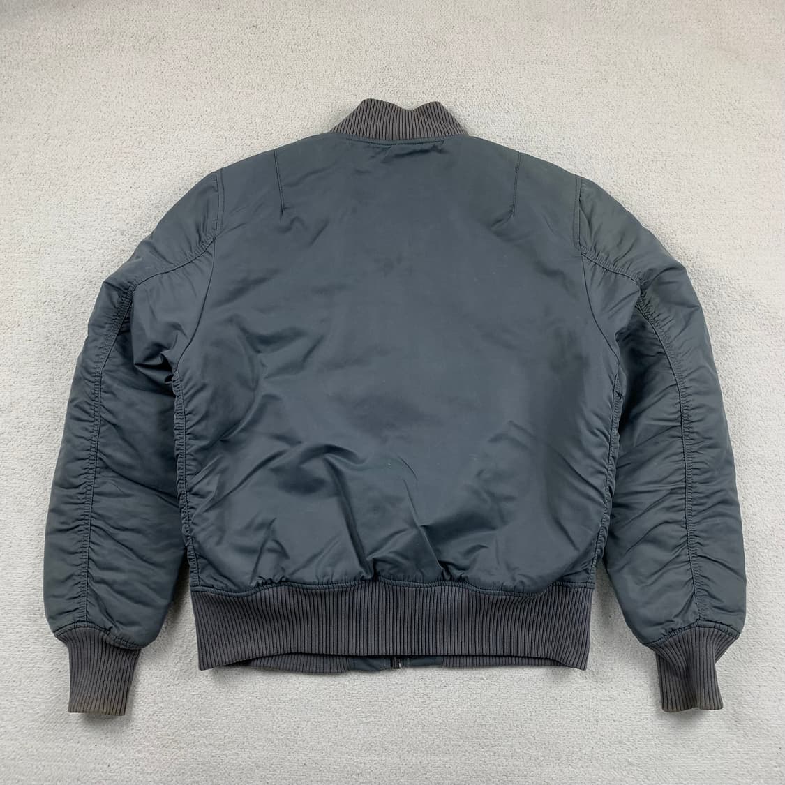 알파인더스트리 ma-1 항공점퍼 건메탈 상품이미지2