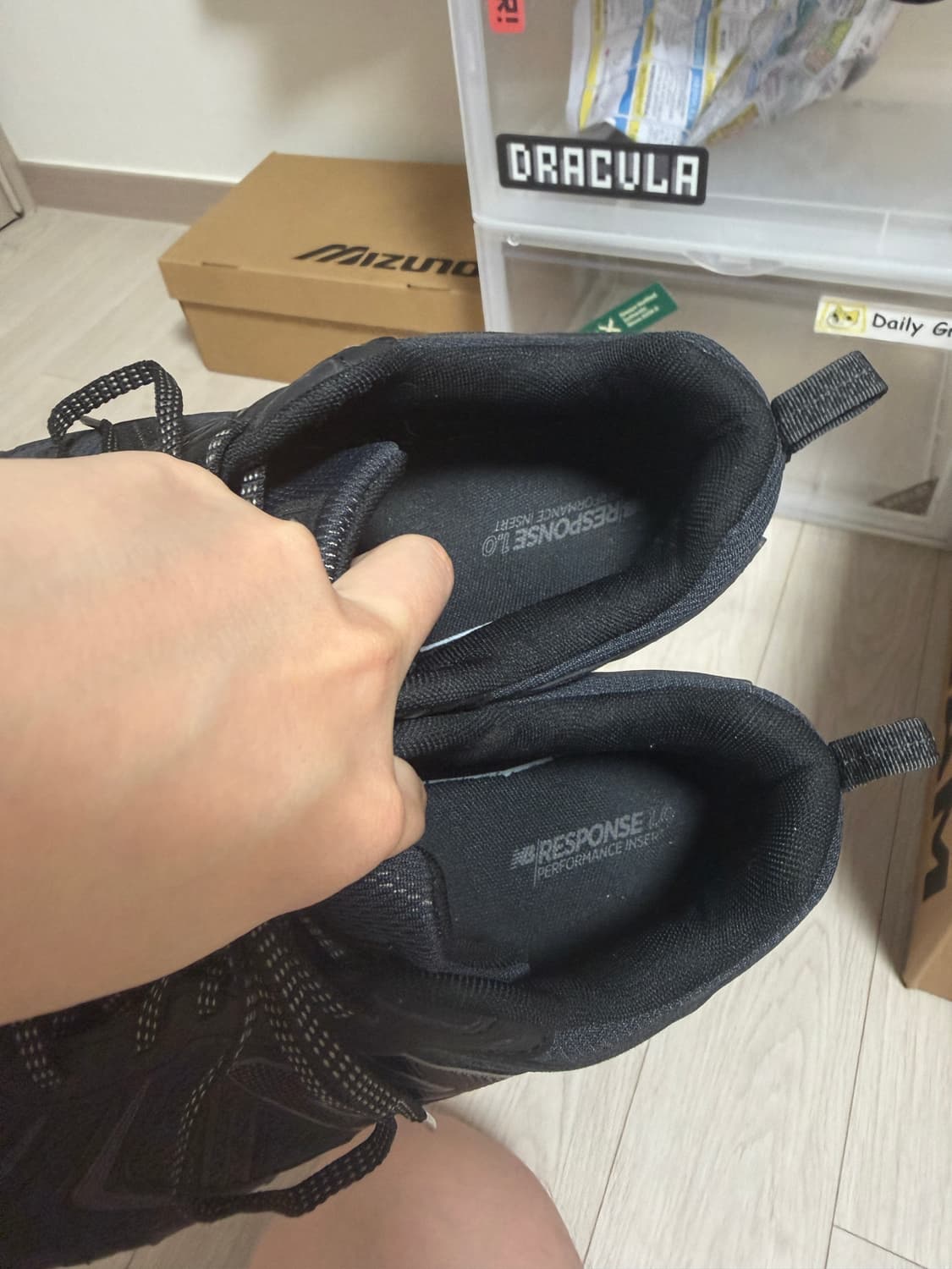 [265] 뉴발란스 410v5 2E wide Black 상품이미지4