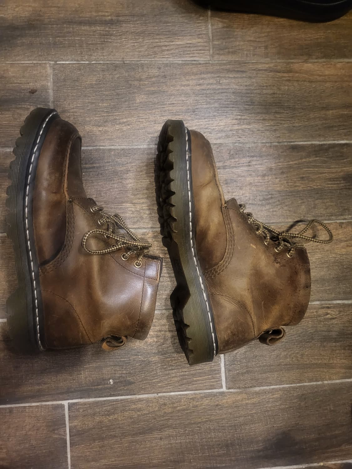 닥터마틴 브라운 8홀워커 부츠41.  상품이미지1