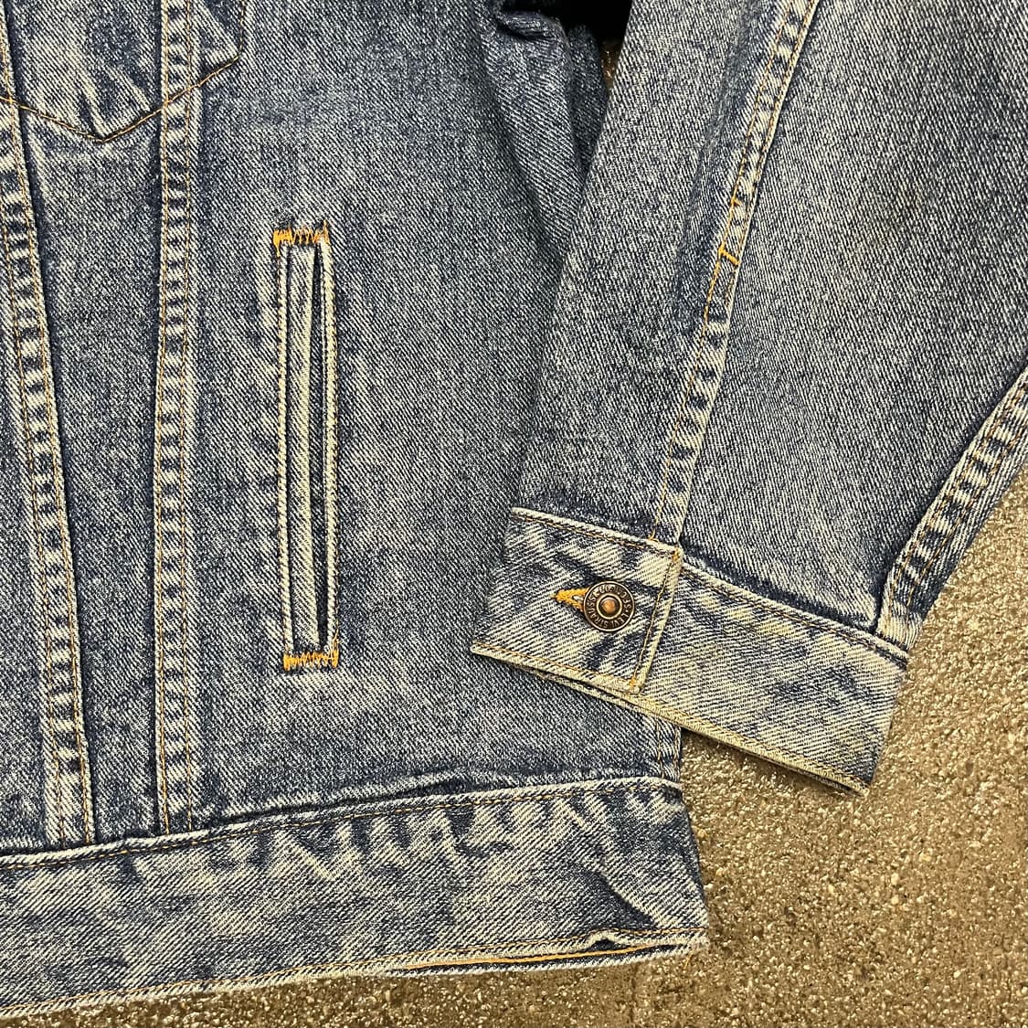 90s USA Levis 데님 트러커 자켓 (110) 상품이미지3