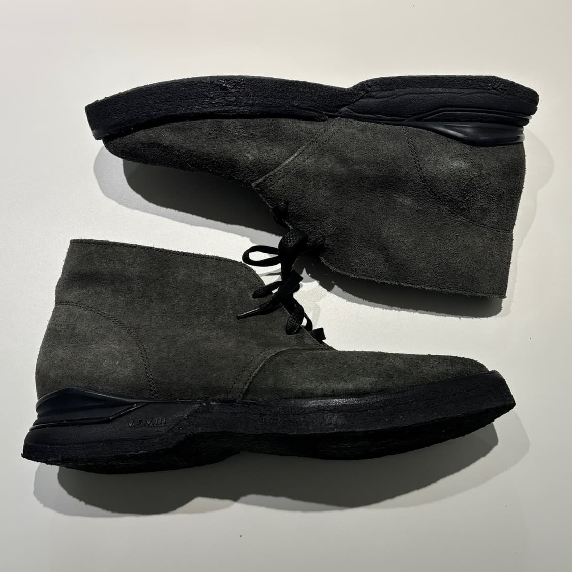 9.5) visvim 비즈빔 스웨이드 처카 부츠  상품이미지4