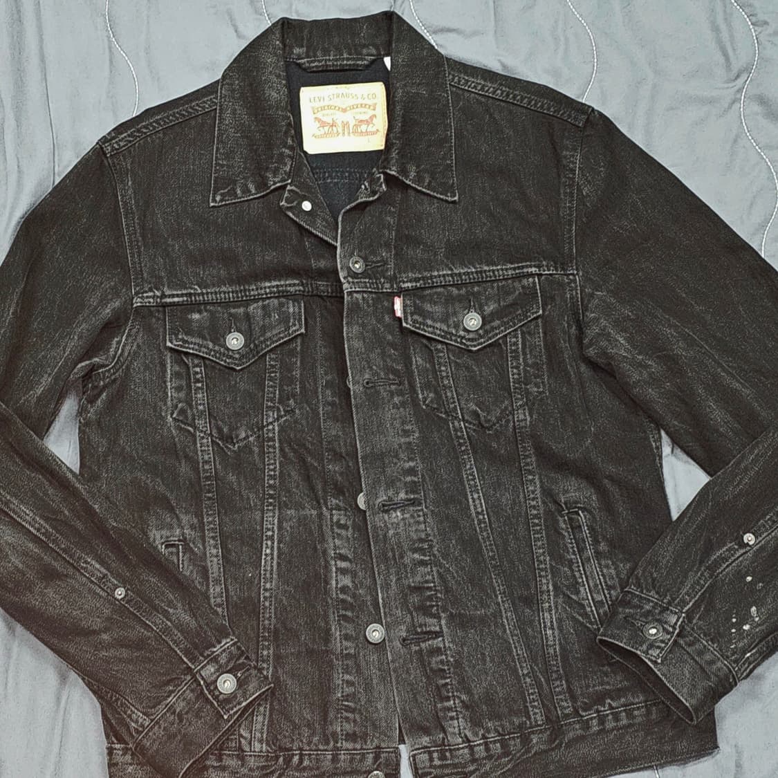 리바이스 블랙데님 트러커 105 사이즈감  상품이미지1