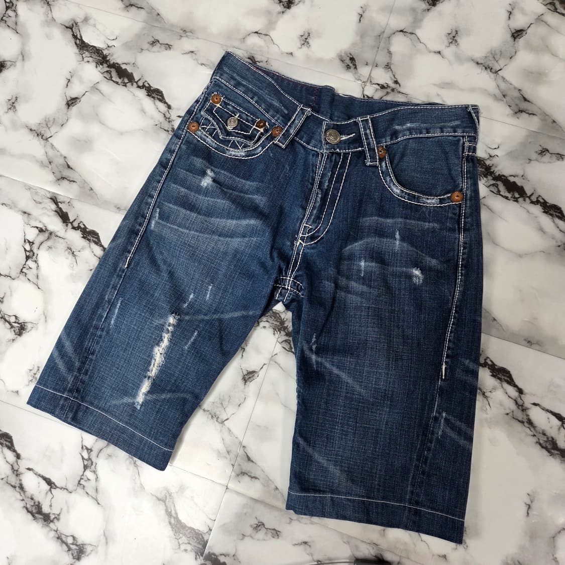 트루릴리전 y2k버뮤다 팬츠 상품이미지4