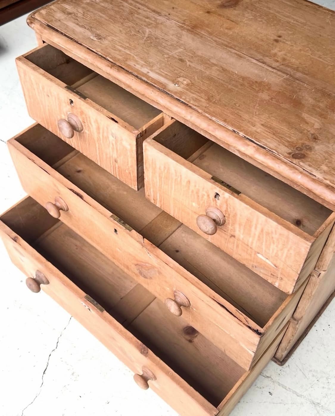 빈티지가구 앤틱가구 영국 UK 올드파인 서랍장 상품이미지2