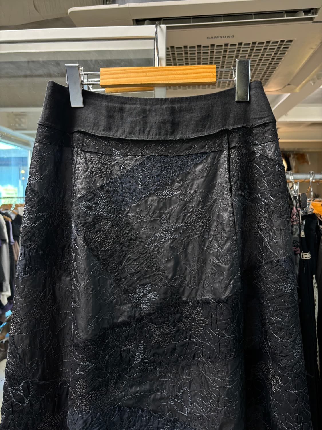 Gabardine kt 자수 스커트 상품이미지3