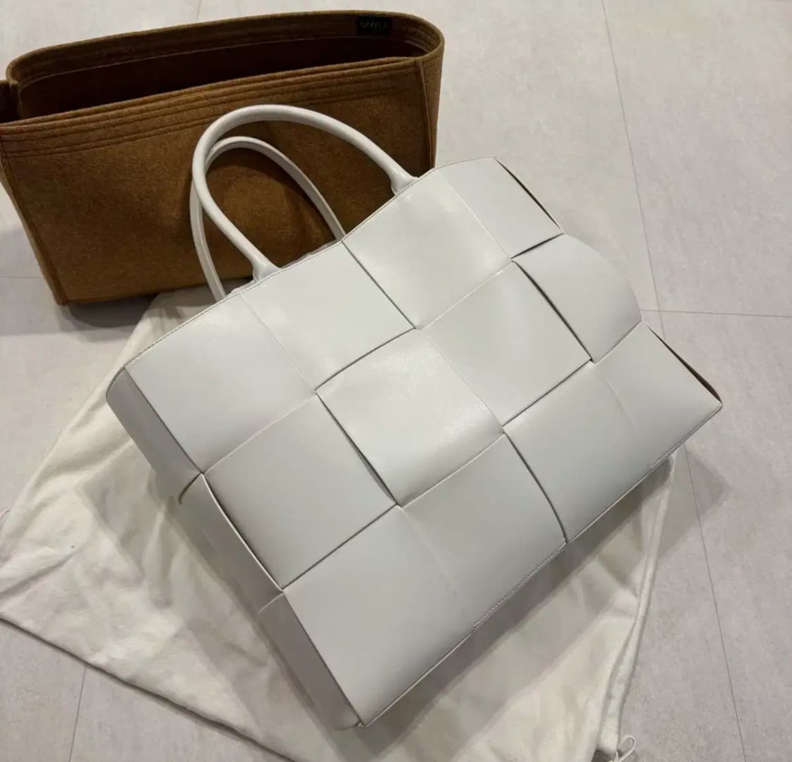 보테가베네타 아르코 토트백 라지 상품이미지2