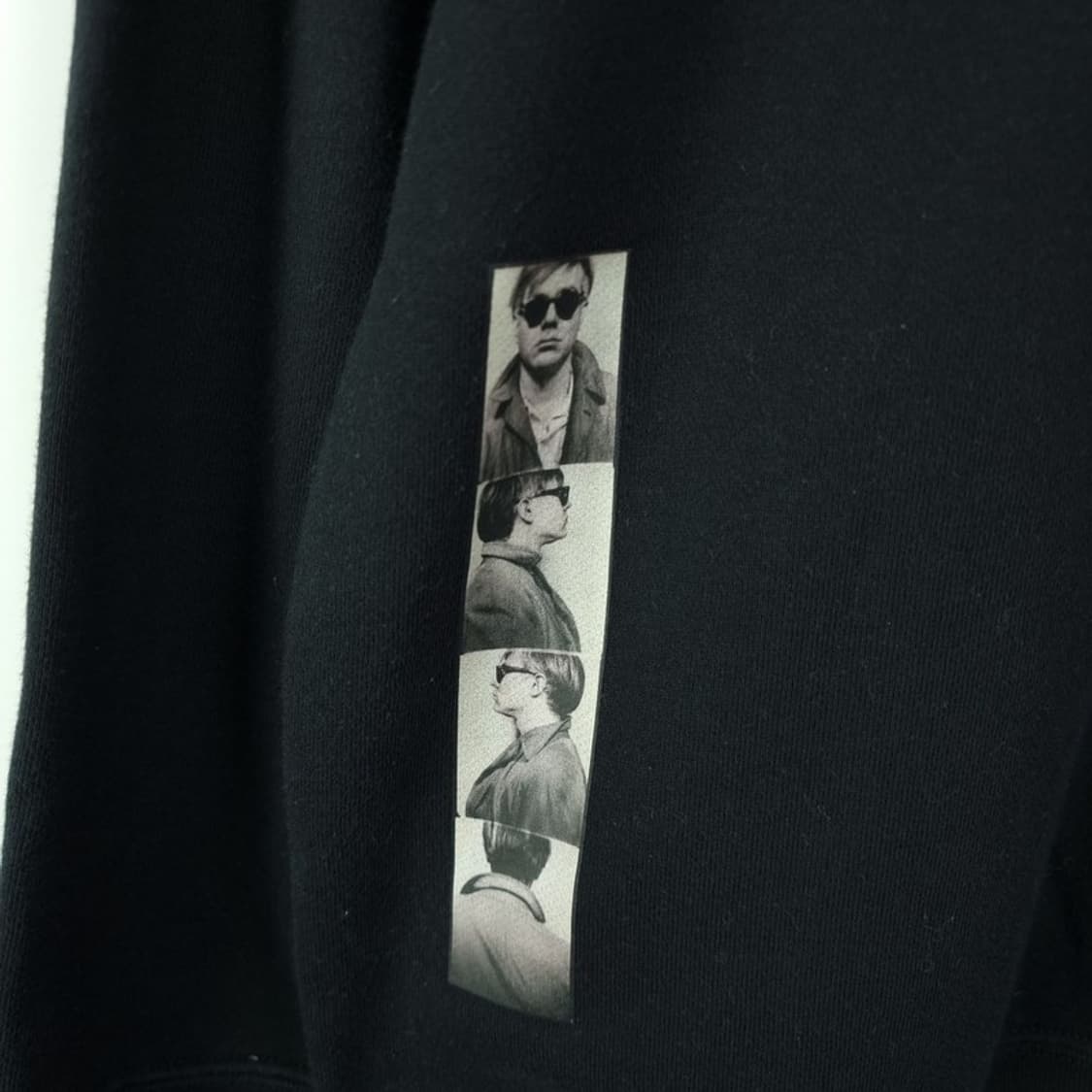 [유니클로 X 앤디워홀 X 카우스] 3자 협업 맨투맨 M20116 상품이미지6