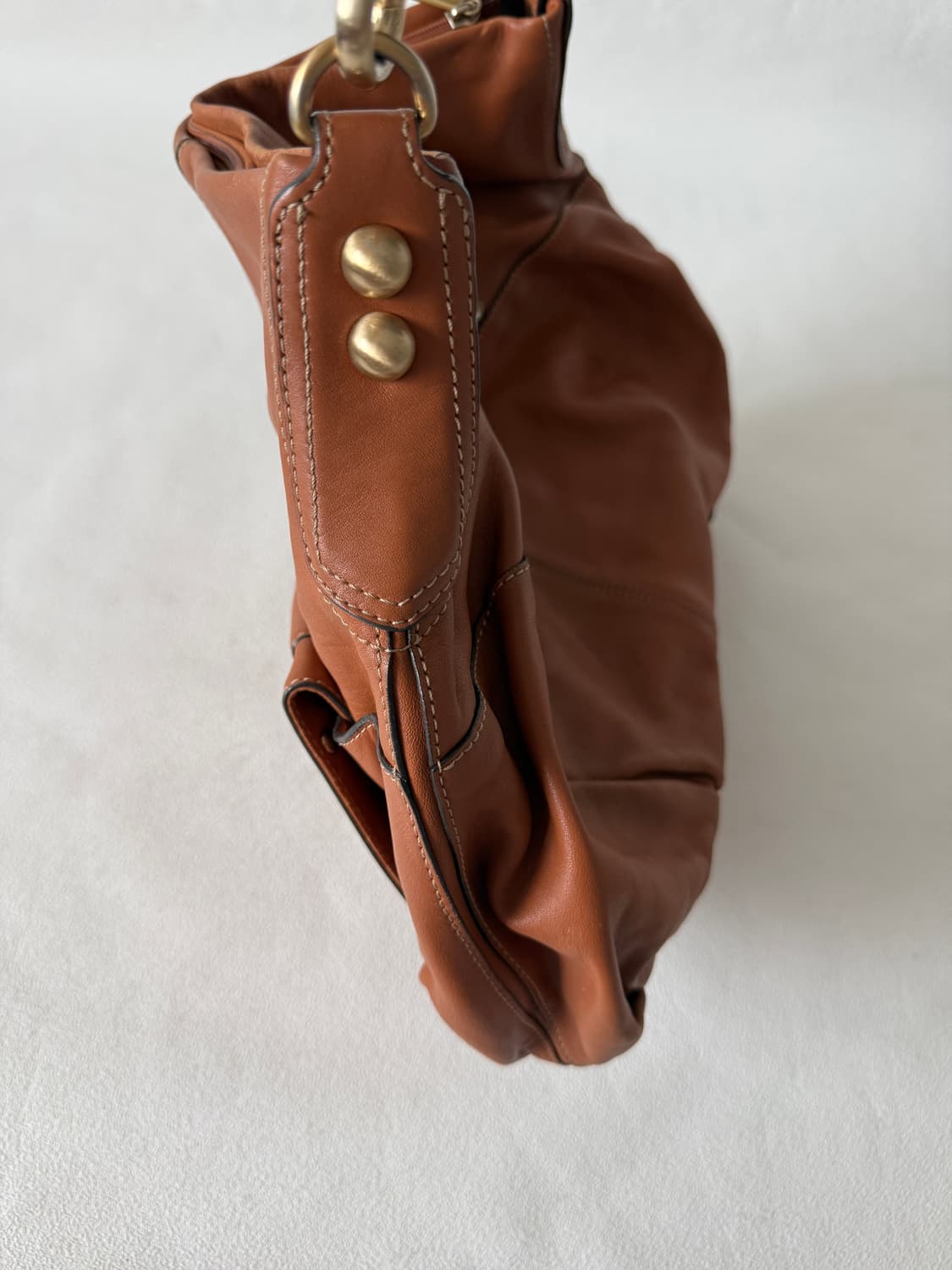 앤클라인(Anne Klein) 레더 숄더백(큰 사이즈) 상품이미지5