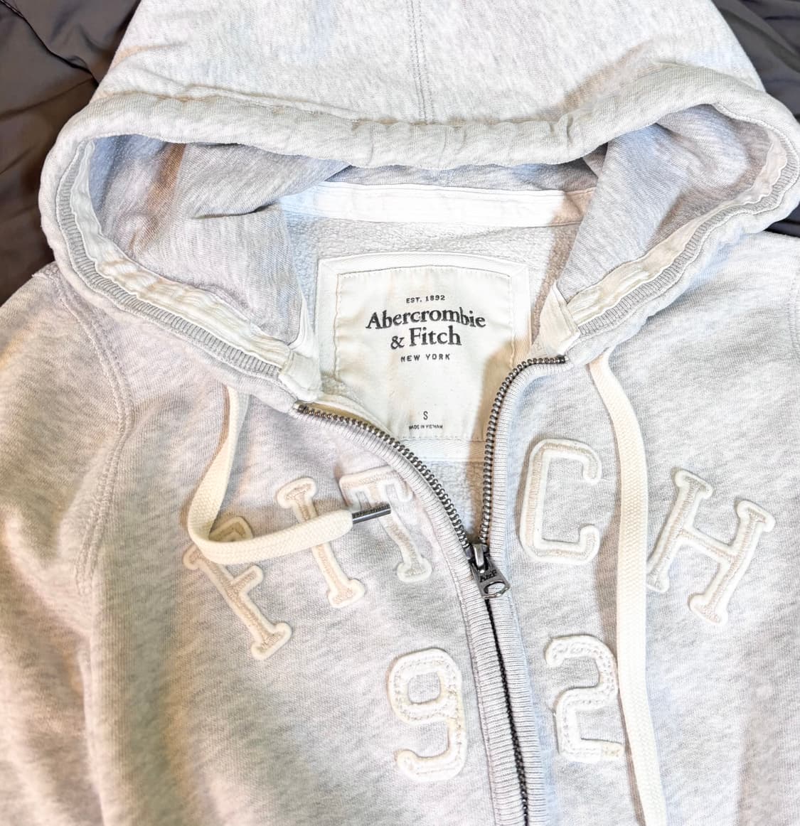 유일매물 대대장 아베크롬비 딱붙핏 후드집업 s 멜란지 상품이미지2
