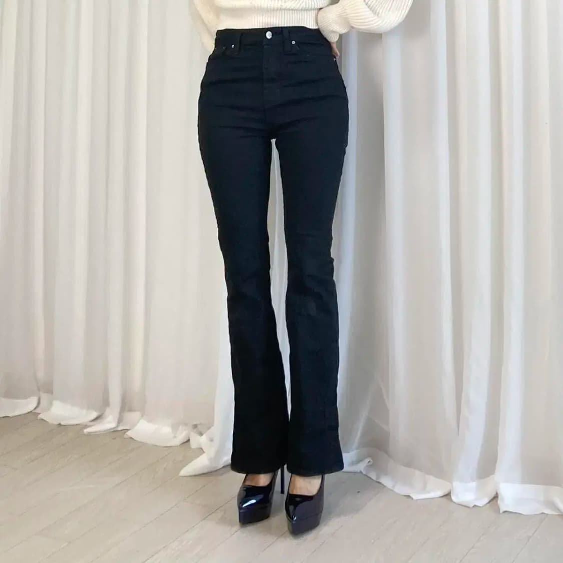 부츠컷 밑단 트임 롱 블랙진 에이블리 상품이미지8