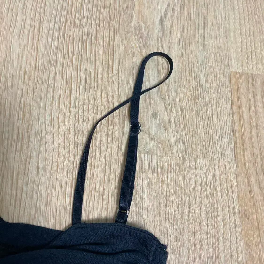 꼬임 크롭 나시 상품이미지3