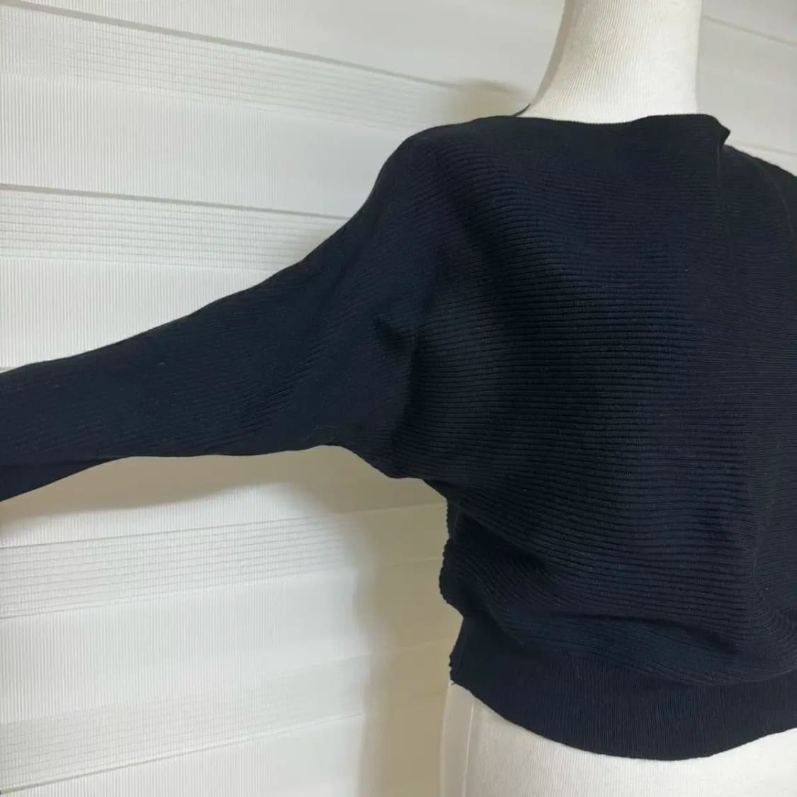 골지 투피스(입술넥 가오리핏 티셔츠+h라인 미니 스커트) 블랙 그레이 상품이미지10