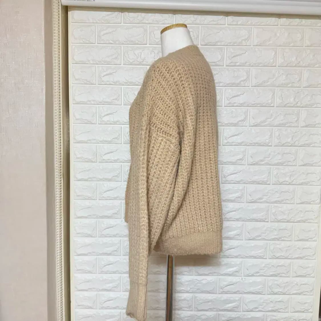 두꺼운 도톰한 가오리핏 오버핏 니트 상품이미지3