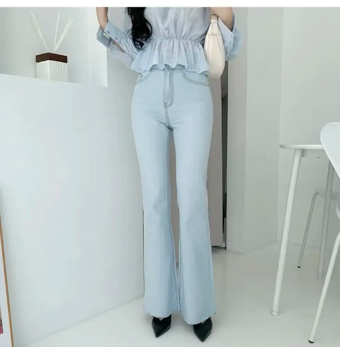 택있음)매그놀리아 투버튼 롱 부츠컷 청바지 세미 와이드 s 상품이미지3