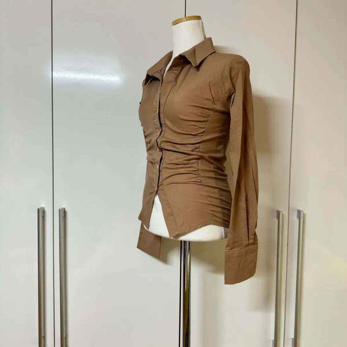 셔링 스판 카라 긴팔 블라우스 브라운 상품이미지5