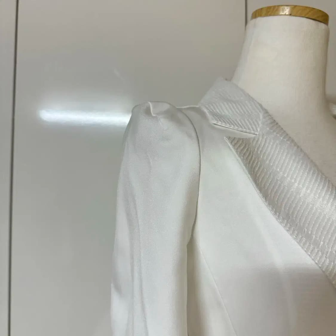 퍼프 7부 소매 벨트 카라 화이트 a라인 자켓 상품이미지5