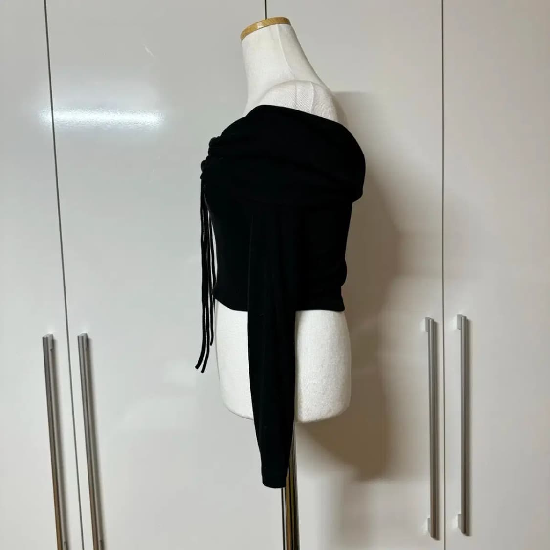 크롭 스트링 오프숄더 긴팔 티셔츠 상품이미지3