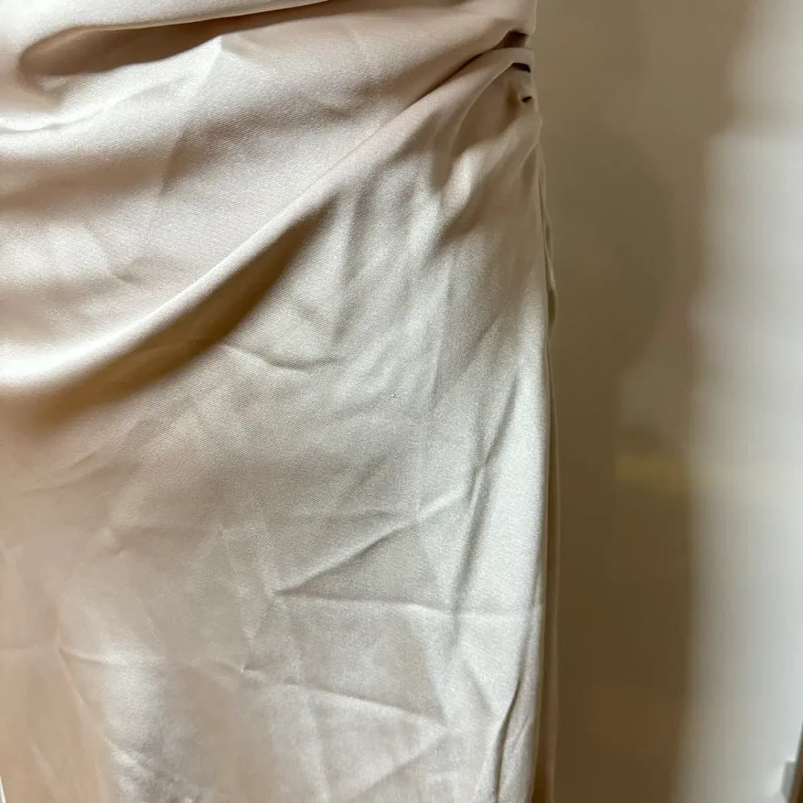 새틴 나시 셔링 롱 트임 슬립 원피스 상품이미지8