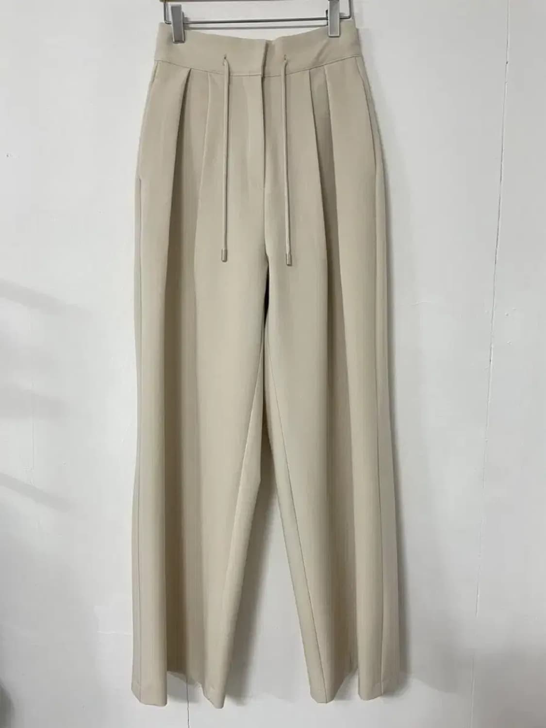 와이드 끈 스트링 뒷밴딩 롱 슬랙스 아이보리 상품이미지5