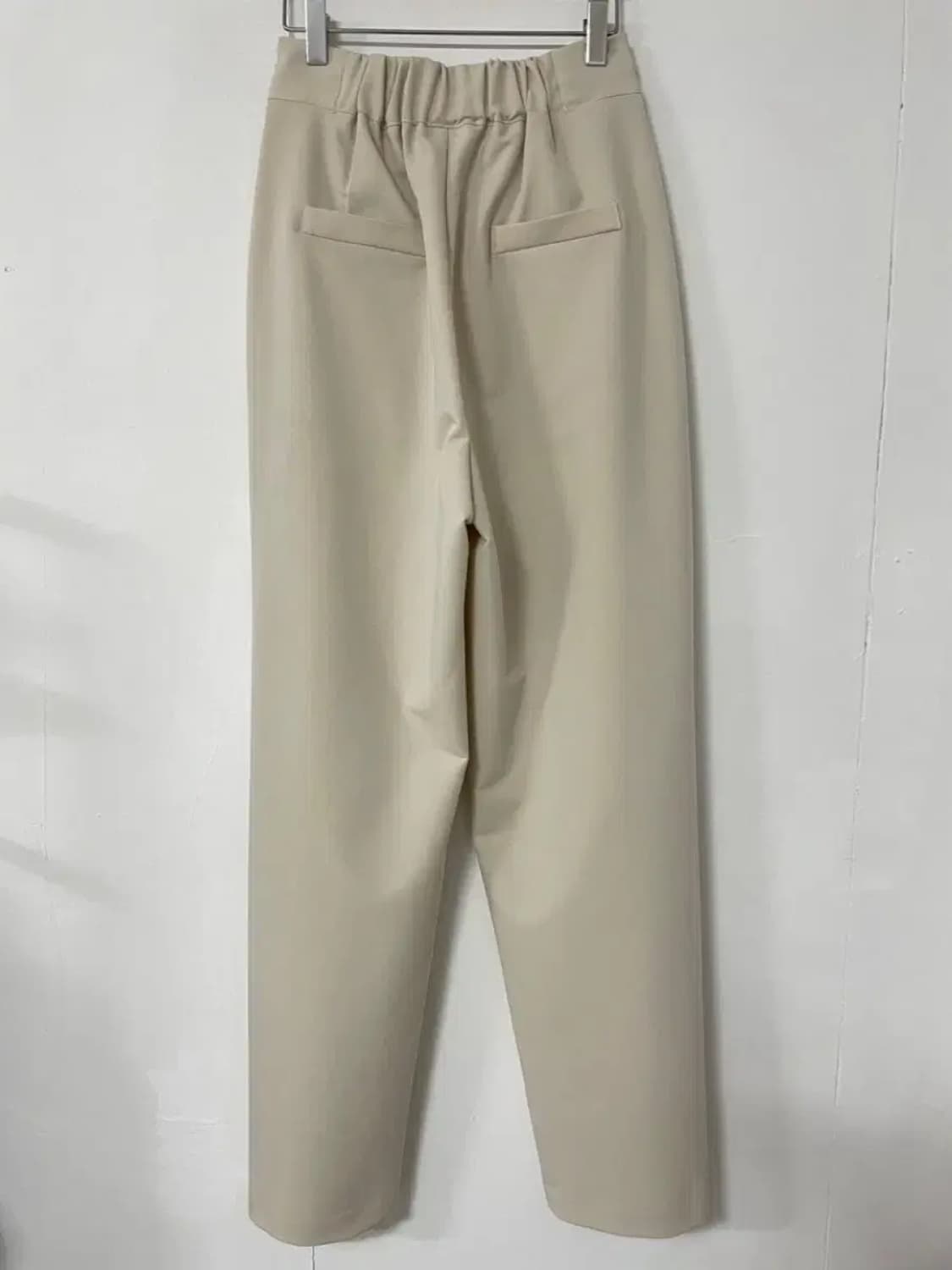 와이드 끈 스트링 뒷밴딩 롱 슬랙스 아이보리 상품이미지6