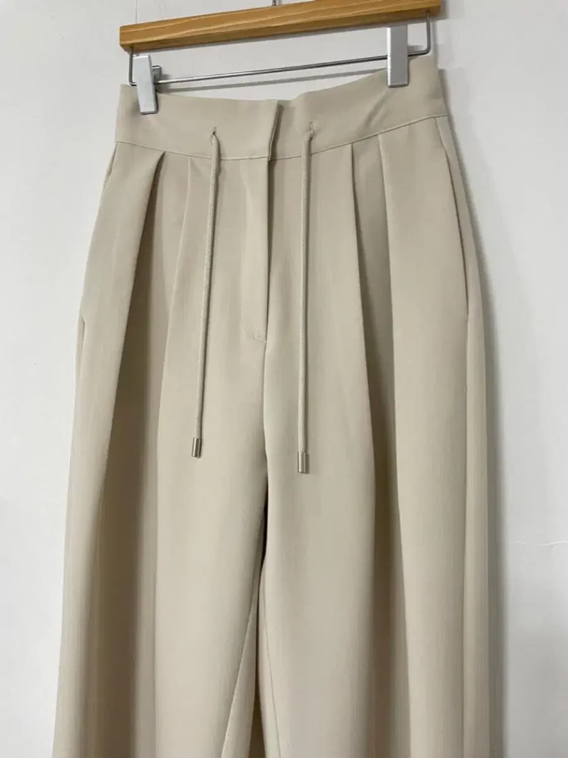 와이드 끈 스트링 뒷밴딩 롱 슬랙스 아이보리 상품이미지7